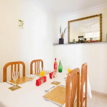 Filin 14 Spacious 3 Bedroom Heated Rooftop Pool Fast Wifi *